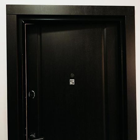 Cozy Aparthotel - Central City Suceava Dış mekan fotoğraf