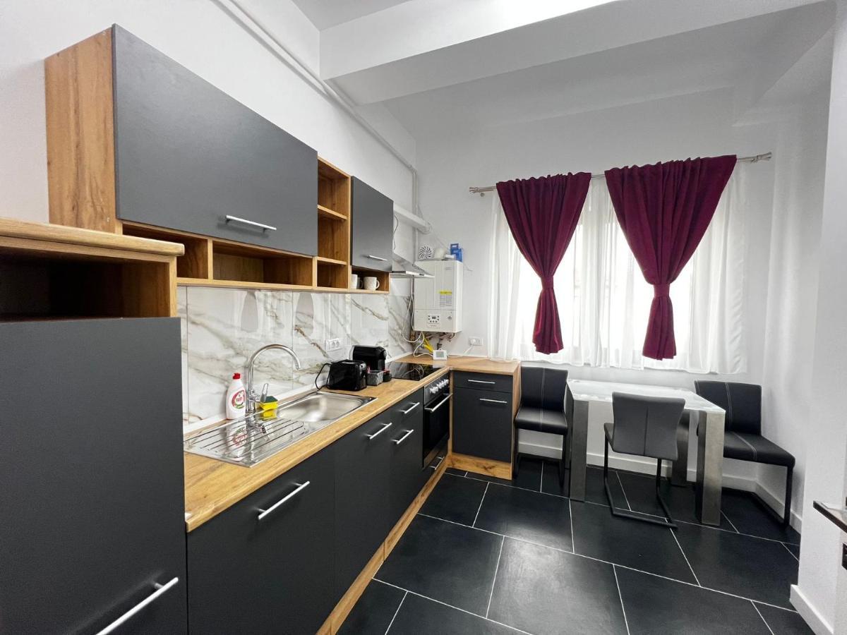 Cozy Aparthotel - Central City Suceava Dış mekan fotoğraf