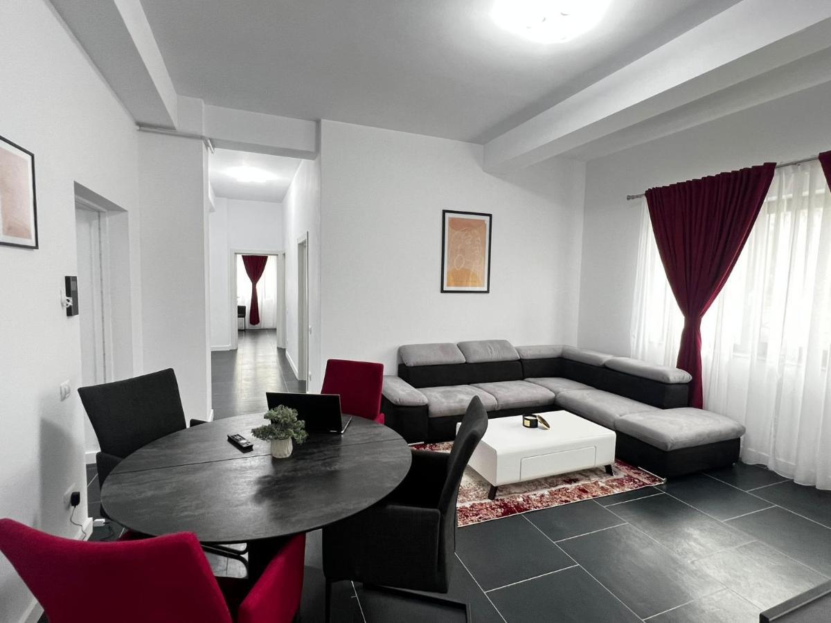 Cozy Aparthotel - Central City Suceava Dış mekan fotoğraf