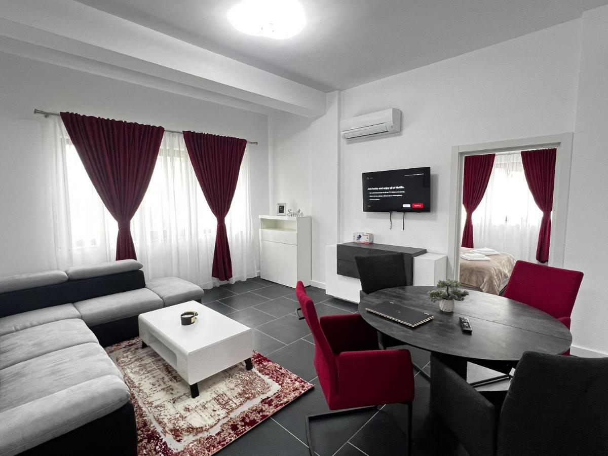 Cozy Aparthotel - Central City Suceava Dış mekan fotoğraf