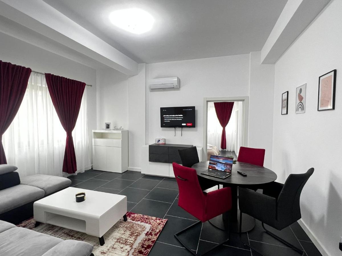 Cozy Aparthotel - Central City Suceava Dış mekan fotoğraf