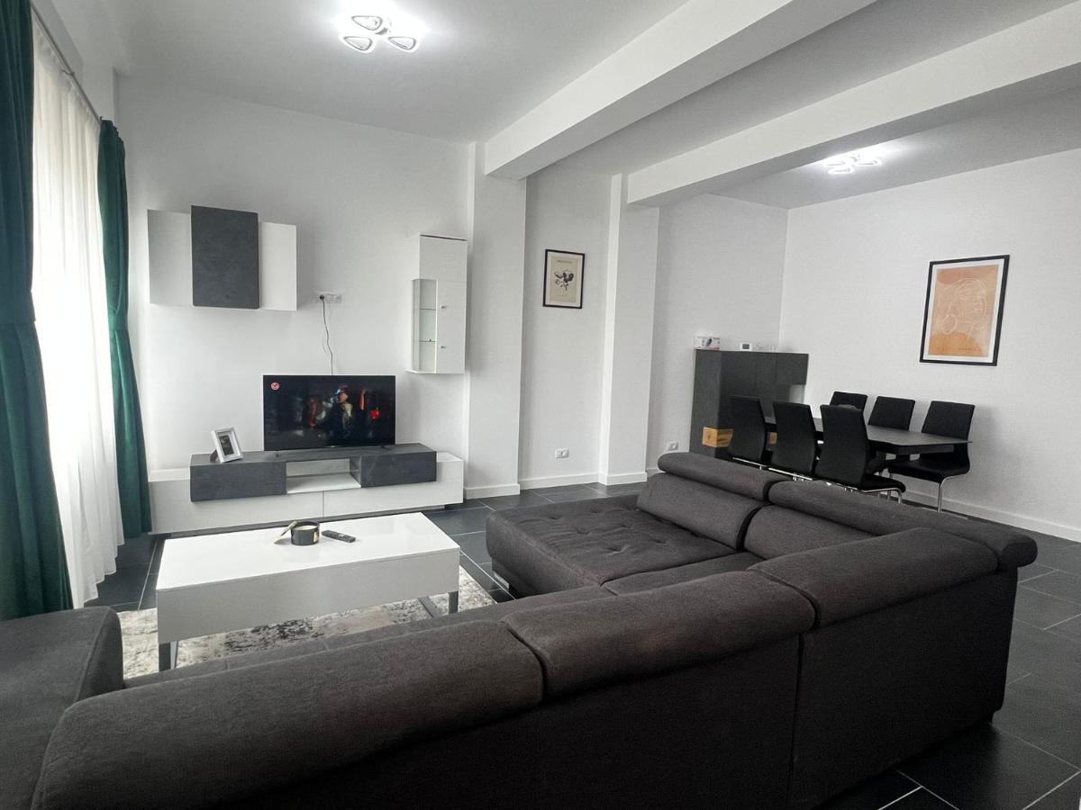 Cozy Aparthotel - Central City Suceava Dış mekan fotoğraf