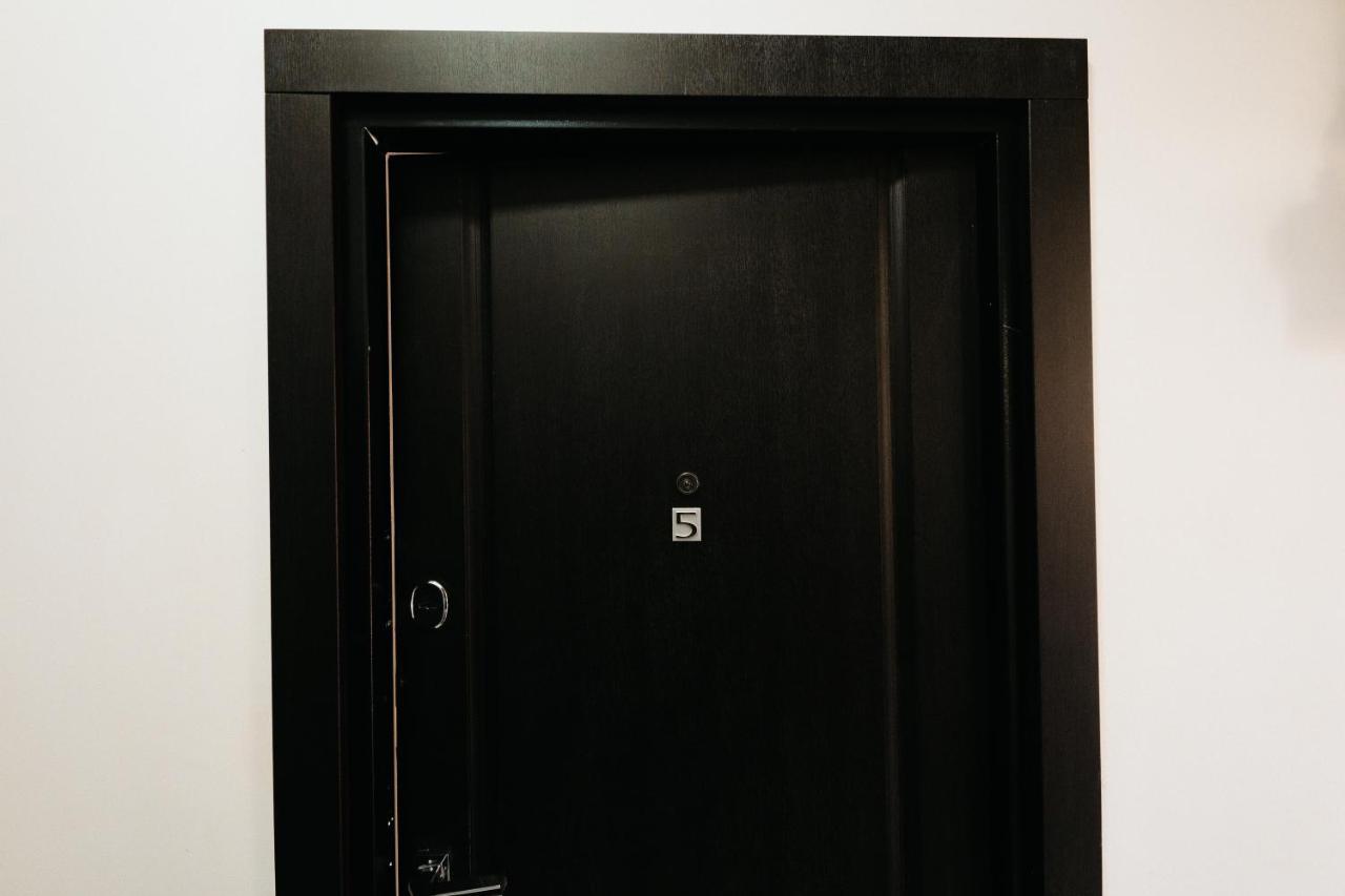 Cozy Aparthotel - Central City Suceava Dış mekan fotoğraf