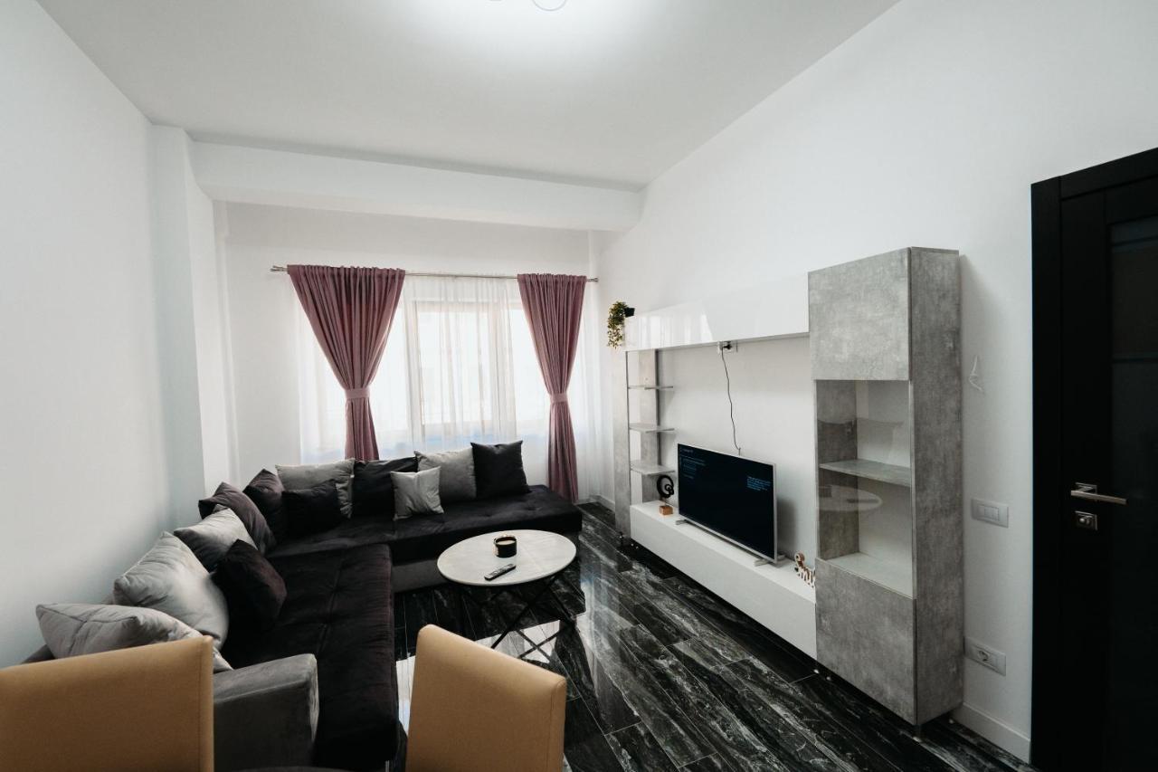 Cozy Aparthotel - Central City Suceava Dış mekan fotoğraf