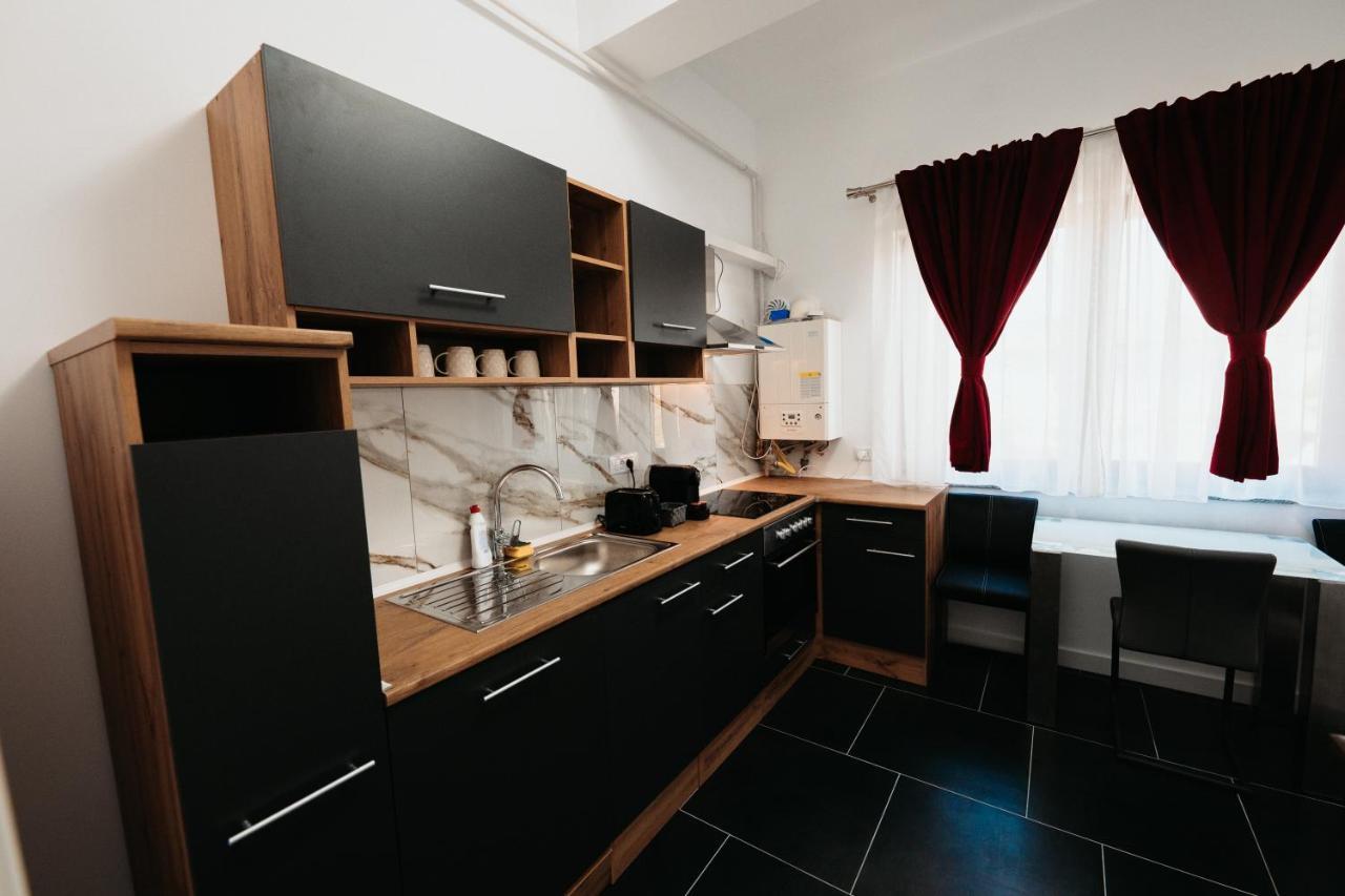 Cozy Aparthotel - Central City Suceava Dış mekan fotoğraf