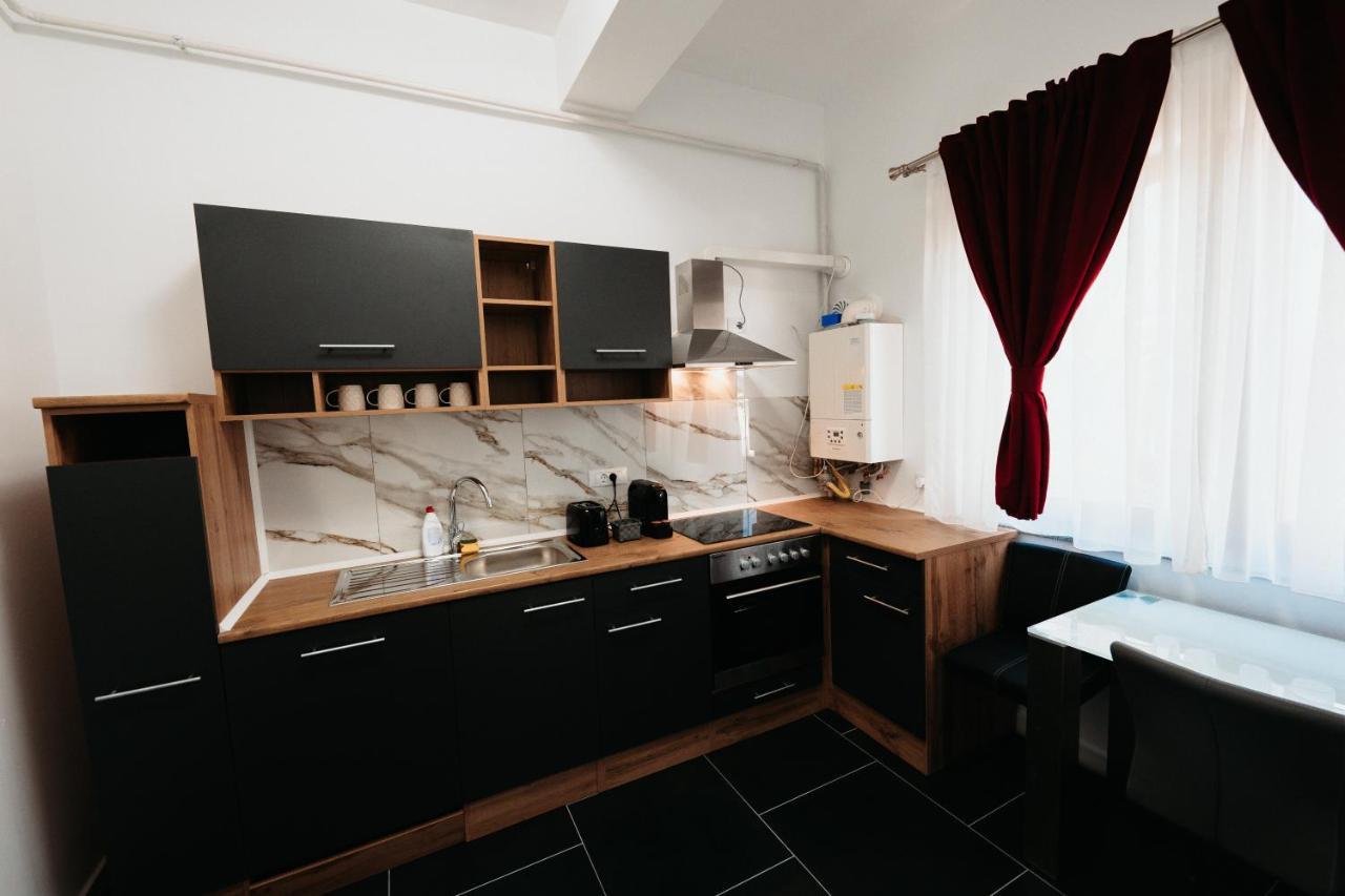 Cozy Aparthotel - Central City Suceava Dış mekan fotoğraf