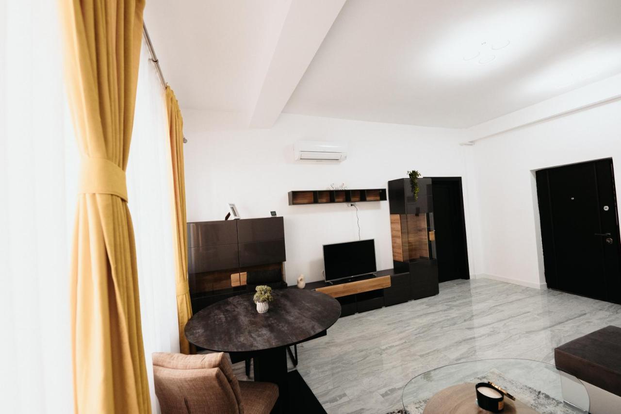 Cozy Aparthotel - Central City Suceava Dış mekan fotoğraf