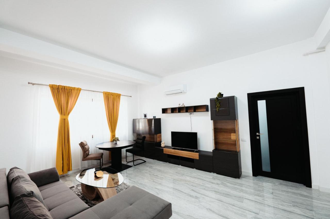 Cozy Aparthotel - Central City Suceava Dış mekan fotoğraf
