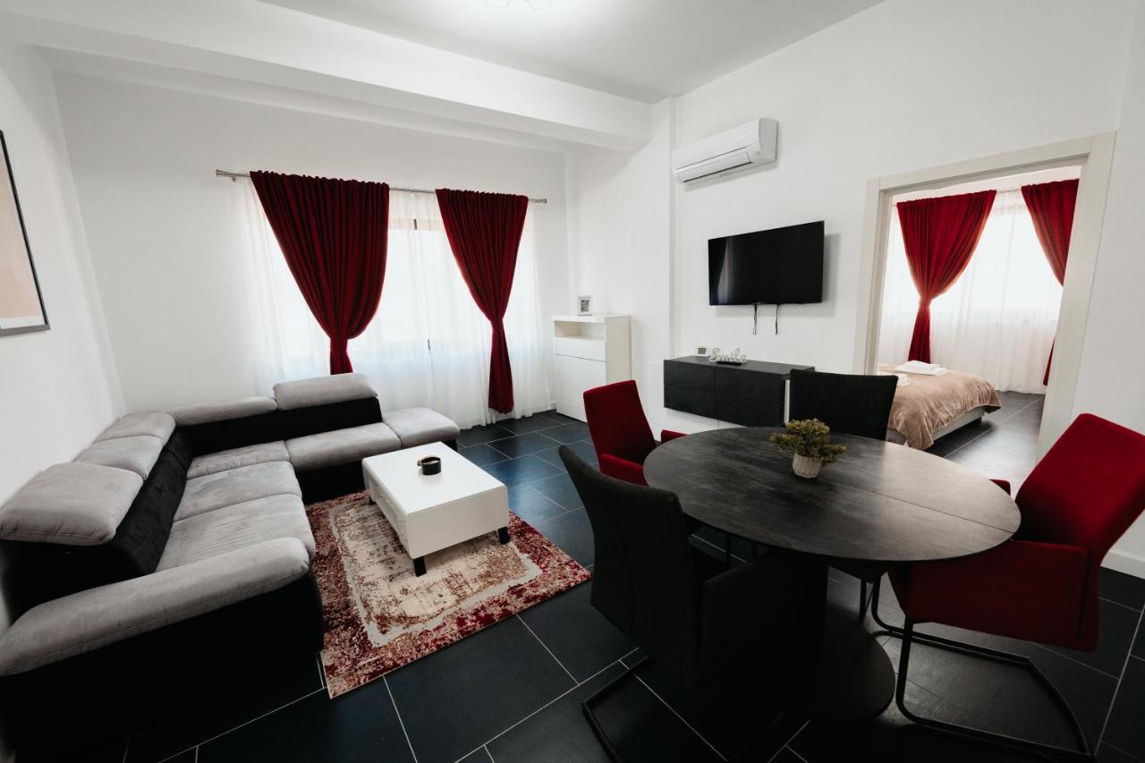 Cozy Aparthotel - Central City Suceava Dış mekan fotoğraf