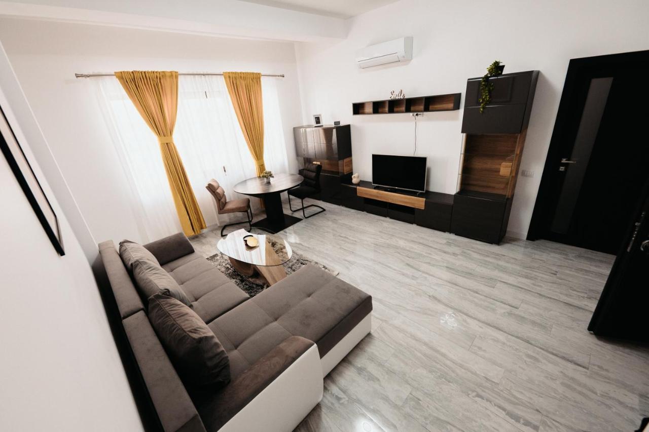 Cozy Aparthotel - Central City Suceava Dış mekan fotoğraf
